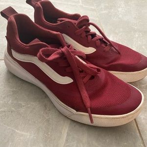 Vans Ultra Range Women 9.5